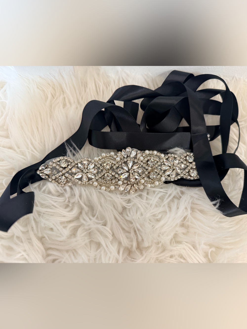 💫4/$25 • Plus Size Women’s Rhinestone Satin Belt